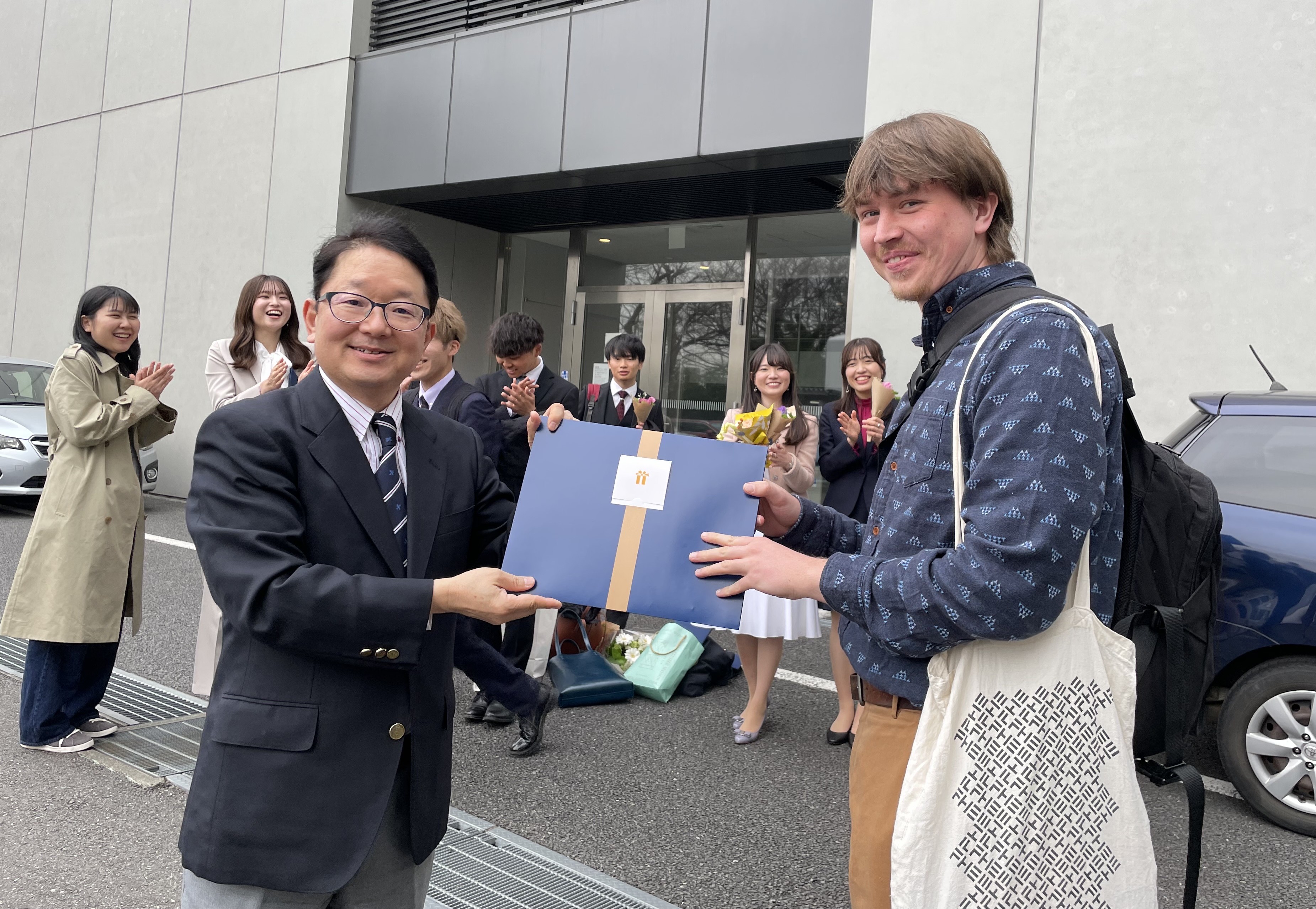 2025.3/24 Florian Roloff君(TU Dresden)慶應でのインターンシップ修了